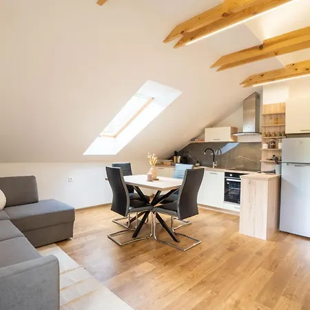 Forest Breeze Apartamento