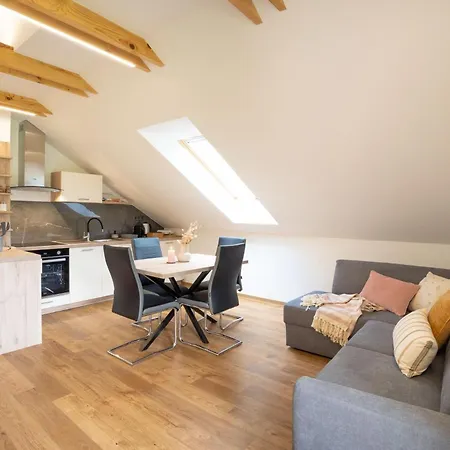 Forest Breeze Apartamento